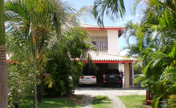 Wide spacious home land