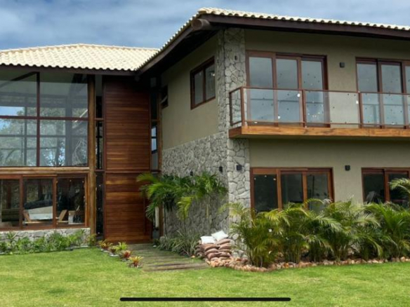 Large House In Luxury Condominium