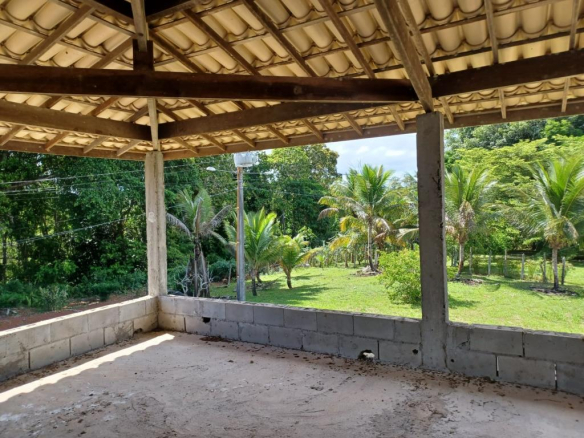 256m² with house under construction