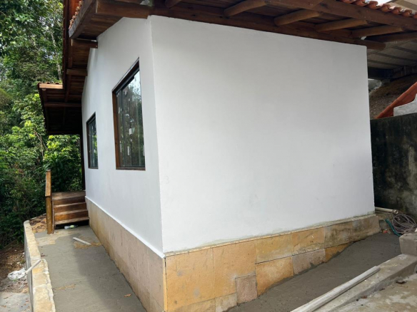 House 01 Bedroom With Balcony