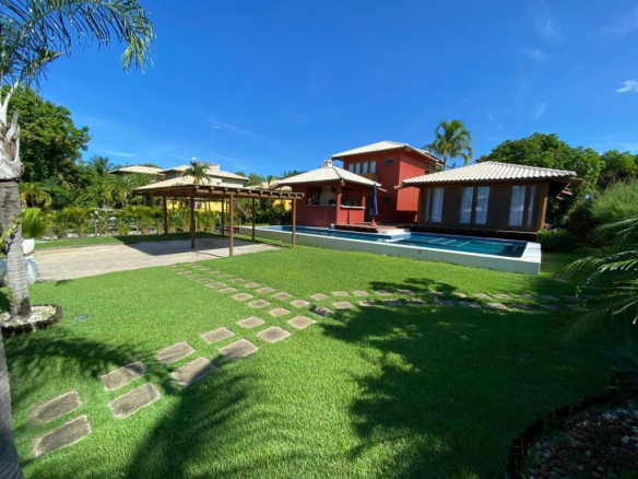 House Just Minutes From The Beach