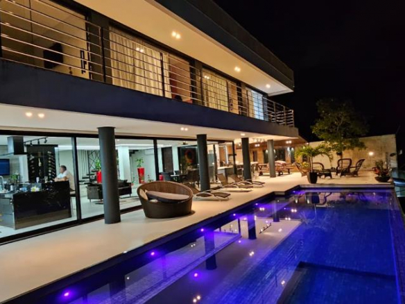 High Standard House 4 Bedrooms Sea View