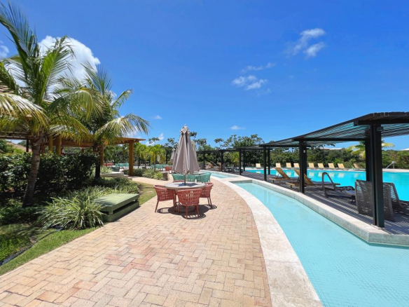 House with 05 Bedrooms