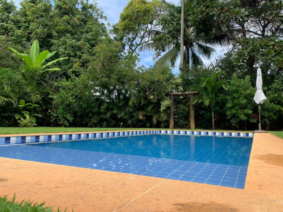 House In Condominium 300M From The Beach