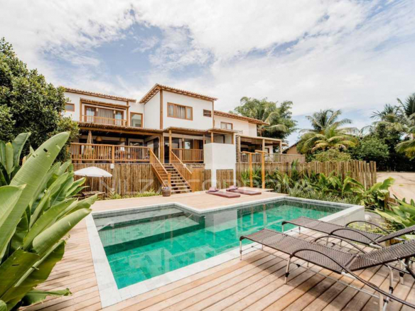 House in Condominium With Preserved Native Forest