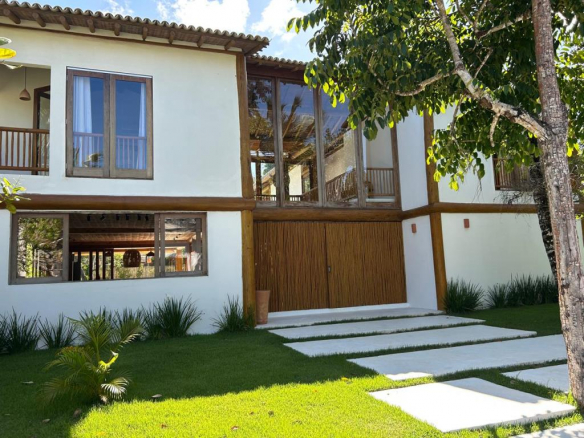 House in a condominium 1.8 km from Quadrado