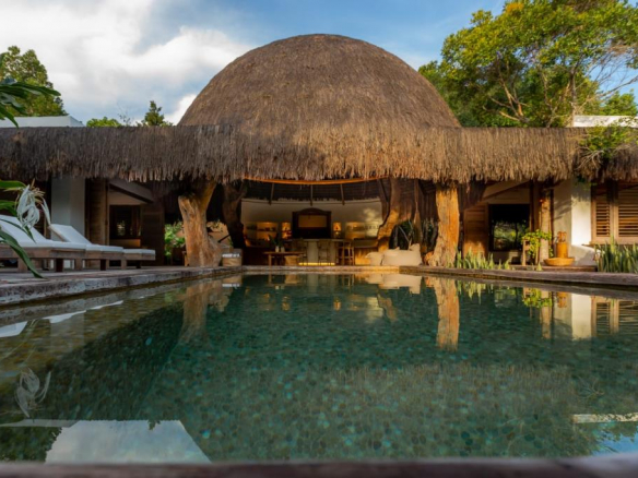 Style House In Altos De