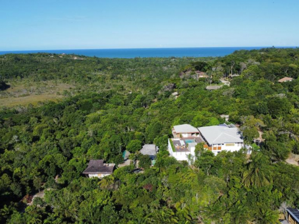 Luxury House Overlooking the Valley