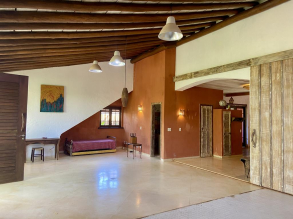 House Very Well Located