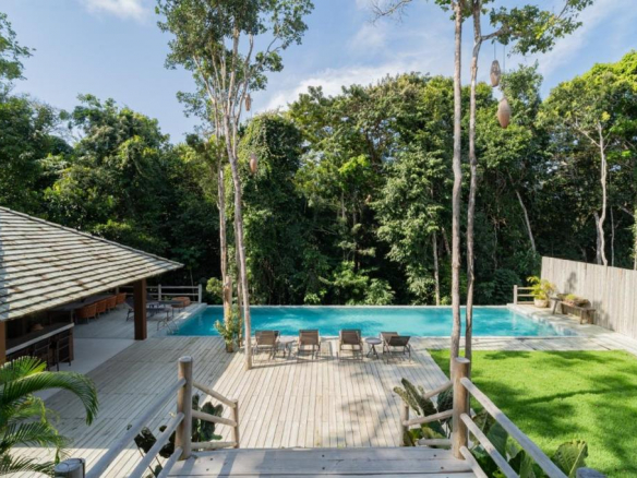 Coqueiral Luxury House Condominium