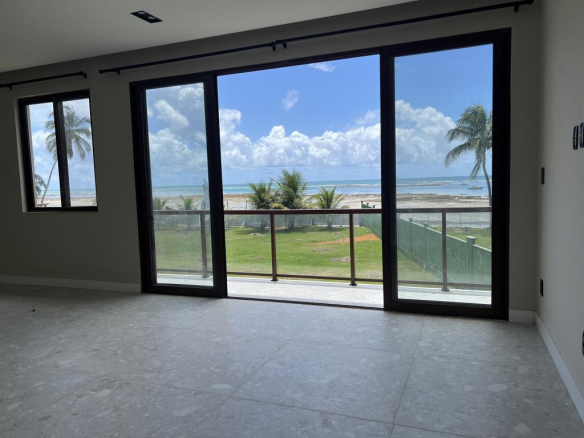 Residential Condominium on 4th Beach