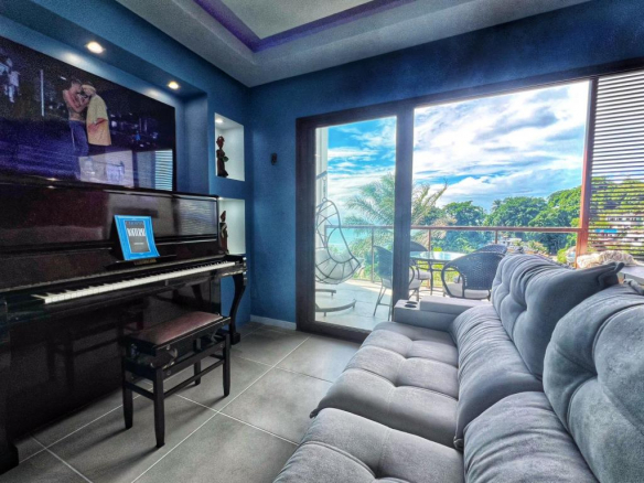 Excellent Furnished Apartment in the Central of th