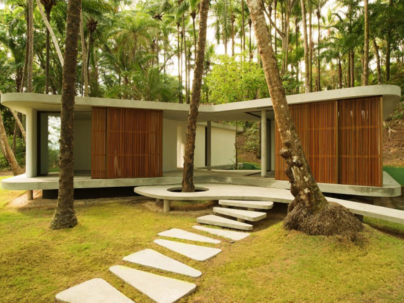 Excellent House On Tassimirim Beach