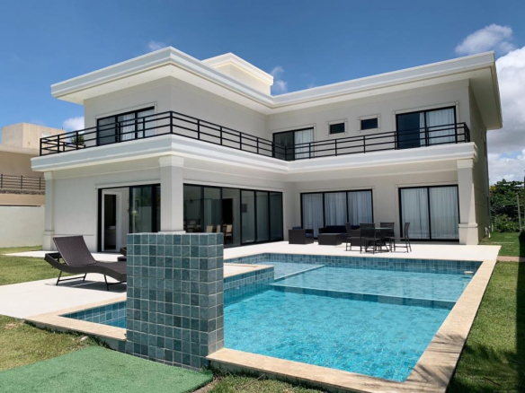 No Seaside House Never Inhabited