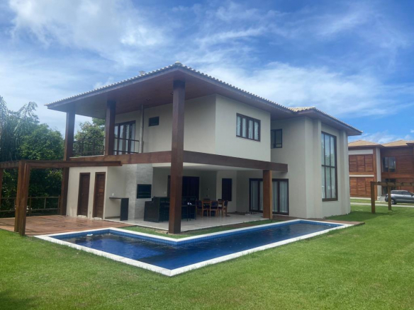 Beautiful House With Great Location