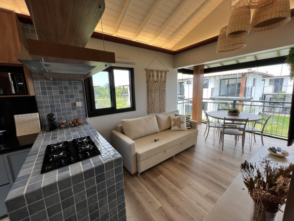 Gorgeous Upper Corner Village