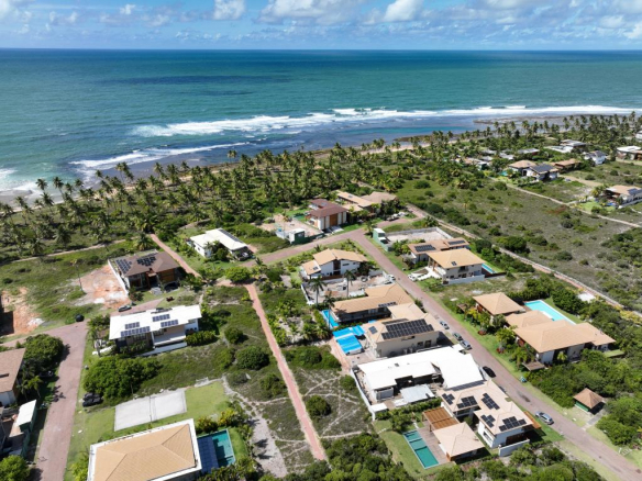 Plot In High Luxury Condominium