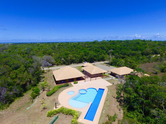 Lots In Luxury Condominium