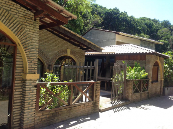 Otimo Land Quiet But Close To The Village