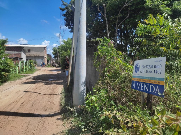 Land Exit to Moreré