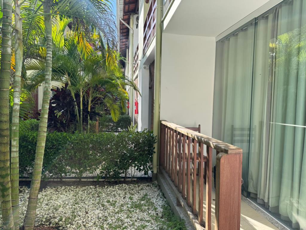 Condominium Apartment Near The Sea